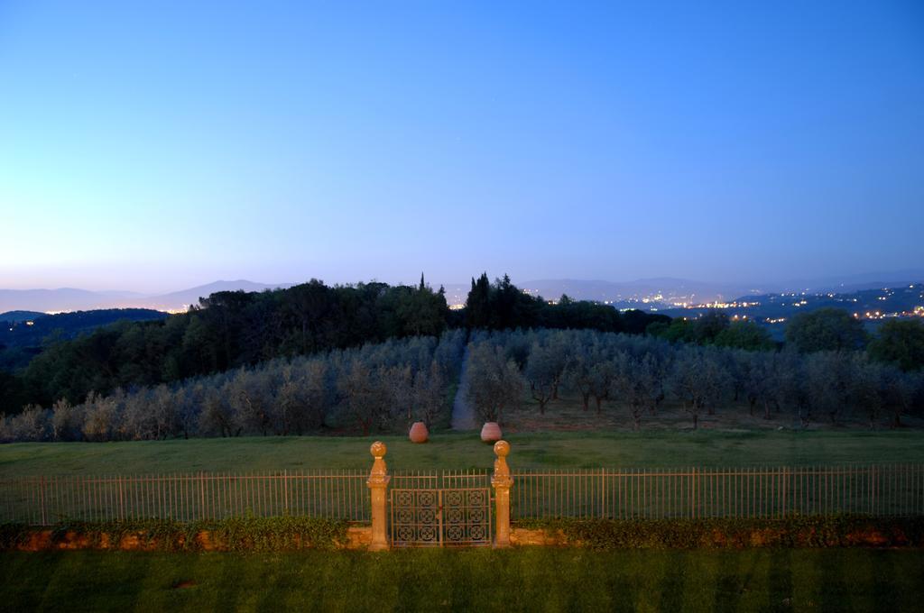 Villa Mangiacane - Small Luxury Hotels Of The World サン・カシャーノ・イン・ヴァル・ディ・ペーザ エクステリア 写真