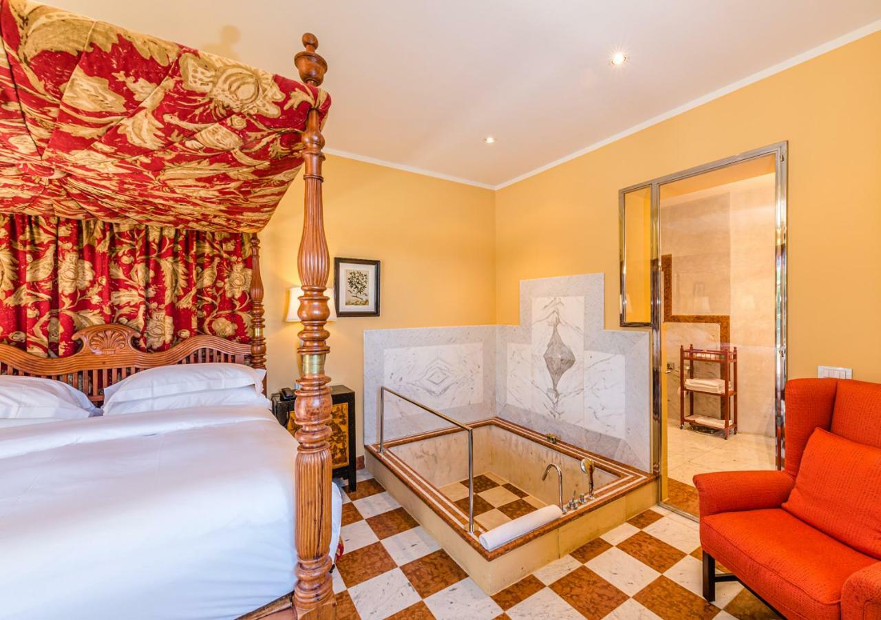 Villa Mangiacane - Small Luxury Hotels Of The World サン・カシャーノ・イン・ヴァル・ディ・ペーザ エクステリア 写真