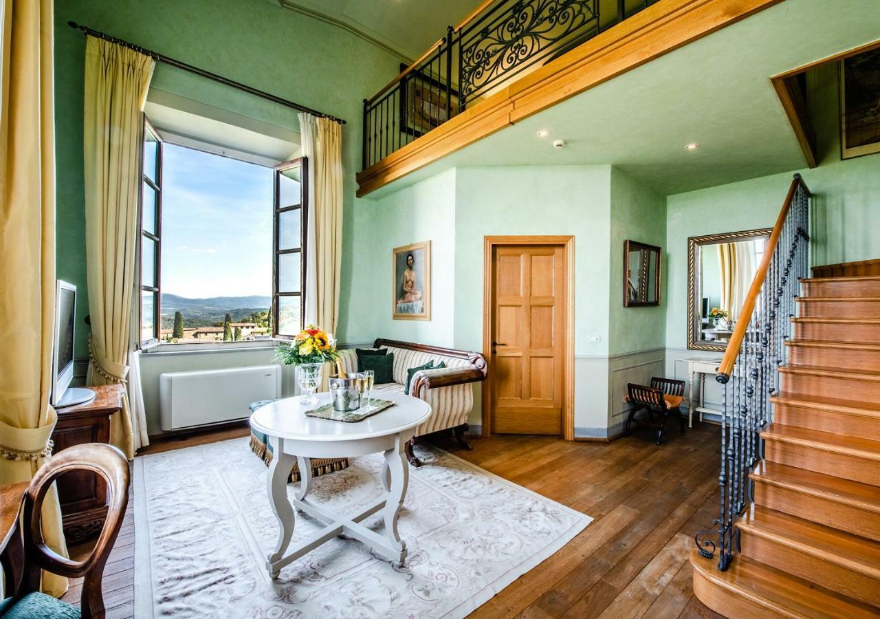 Villa Mangiacane - Small Luxury Hotels Of The World サン・カシャーノ・イン・ヴァル・ディ・ペーザ エクステリア 写真