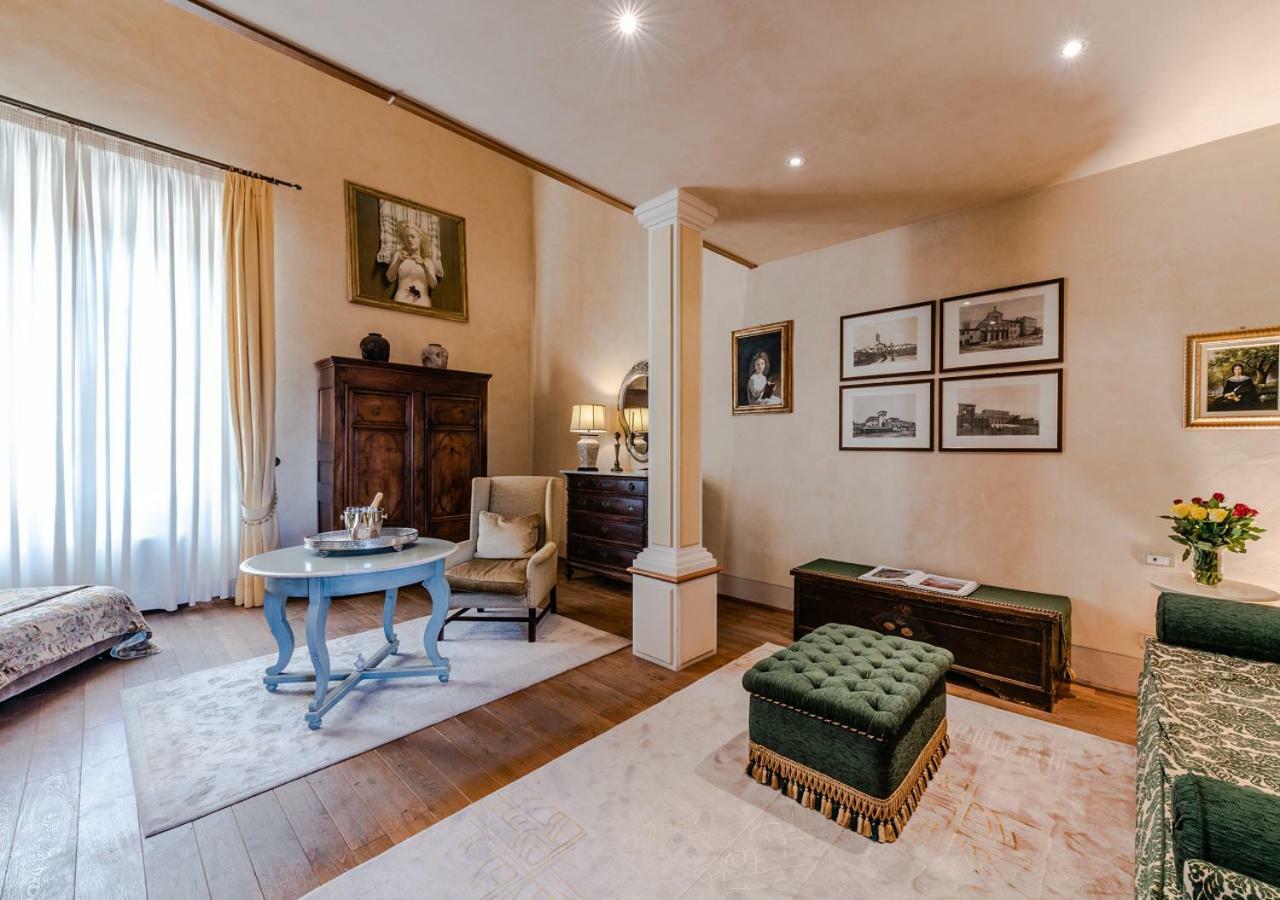 Villa Mangiacane - Small Luxury Hotels Of The World サン・カシャーノ・イン・ヴァル・ディ・ペーザ エクステリア 写真