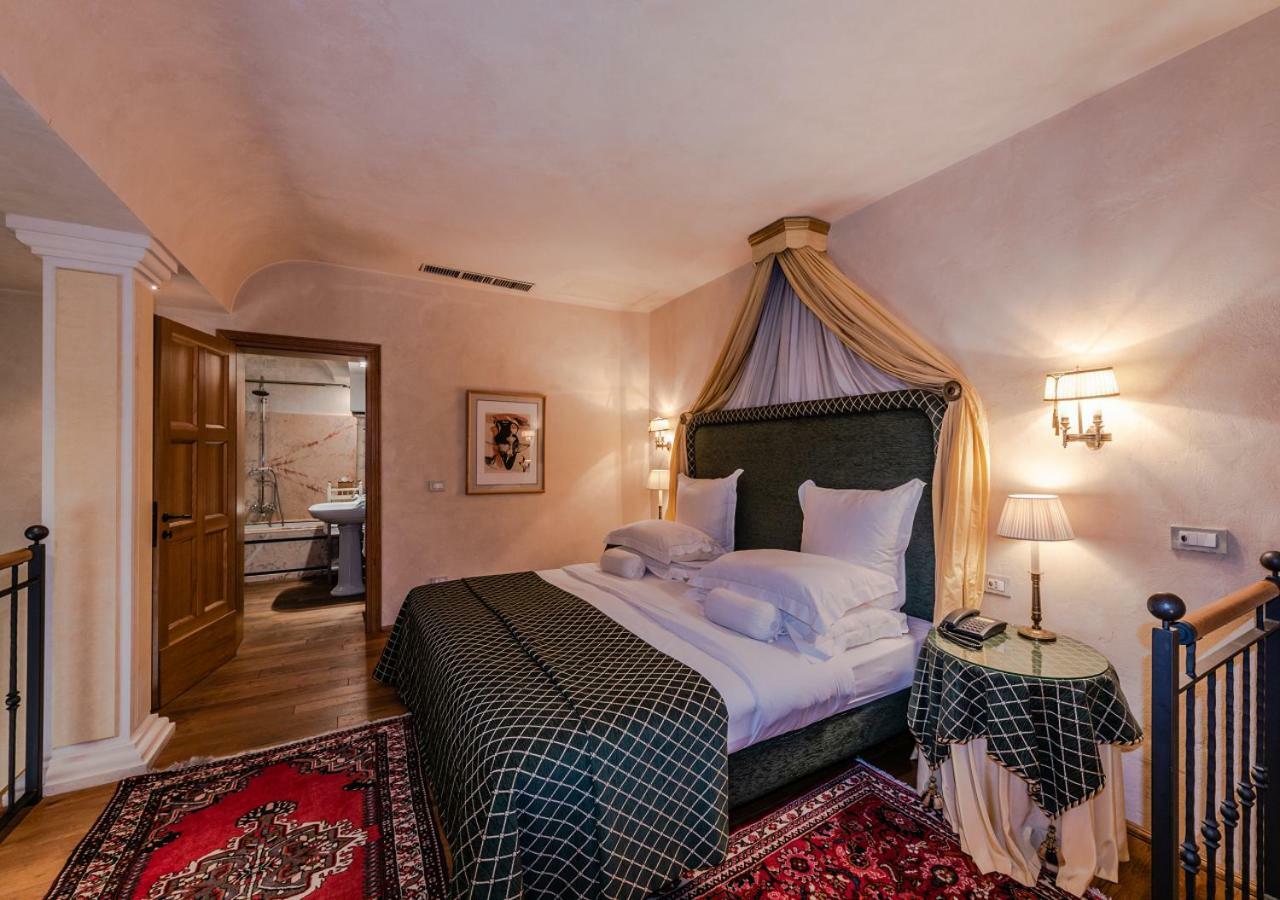 Villa Mangiacane - Small Luxury Hotels Of The World サン・カシャーノ・イン・ヴァル・ディ・ペーザ エクステリア 写真