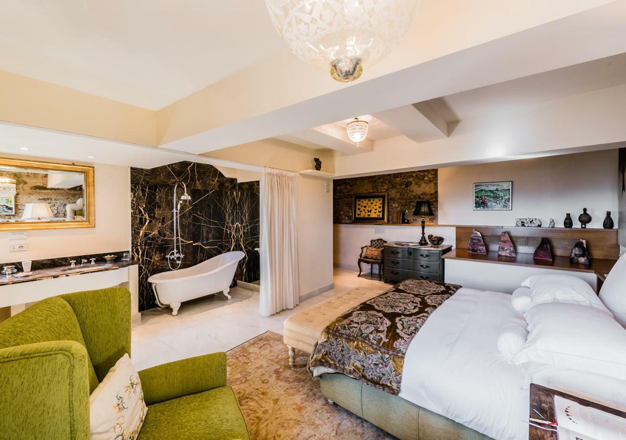 Villa Mangiacane - Small Luxury Hotels Of The World サン・カシャーノ・イン・ヴァル・ディ・ペーザ エクステリア 写真